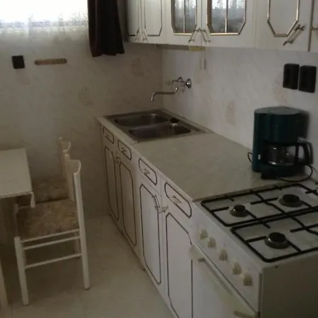 Lukacs Panzio Daire *