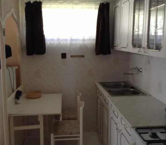 Lukacs Panzio Lejlighed