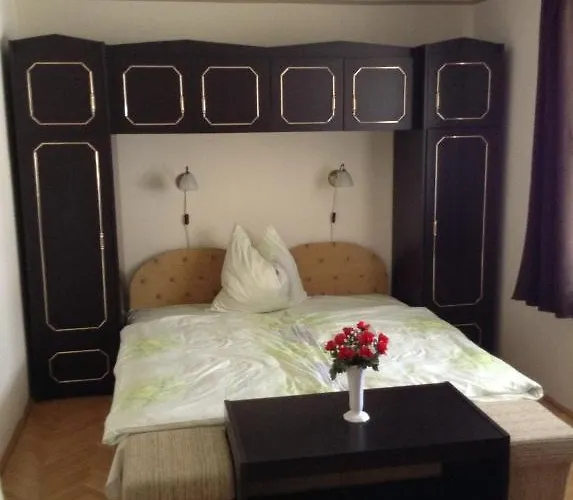 Lukacs Panzio Lejlighed *