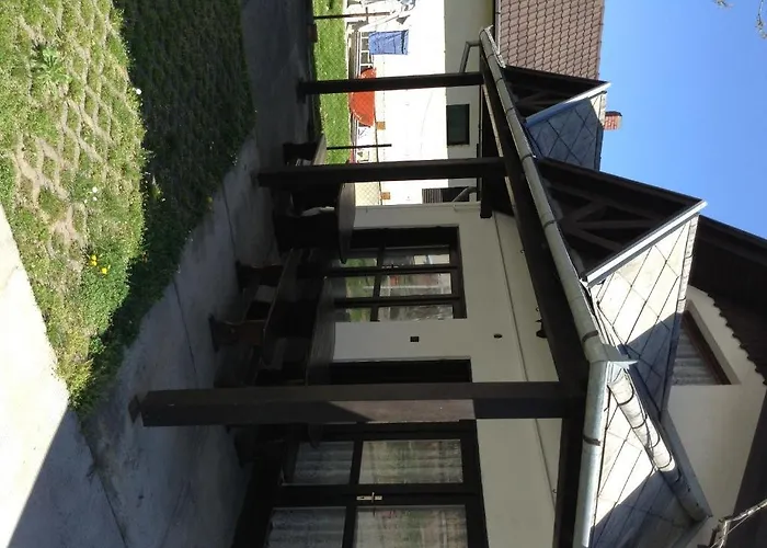 Lukacs Panzio * 잘라카로쉬